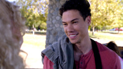Vitor Nogueira as Daniel
